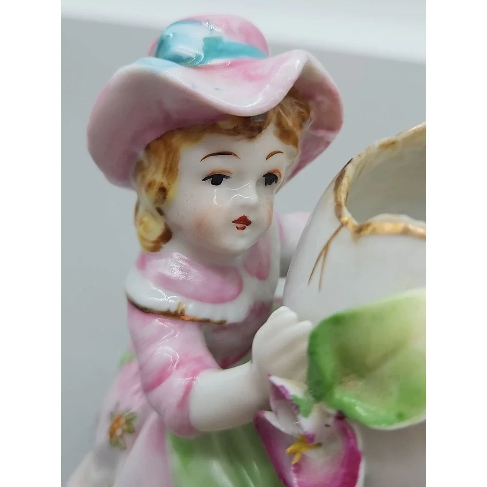 Vintage Ceramic Hand Painted Girl Pink Floral Dress Holding Egg‎ Floral Vase